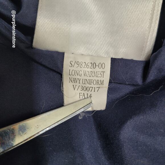 GAP Kids Down Puffer Coat M Faux Fur Trim Hood Navy Outdoor Winter Sledding - Picture 8 of 13